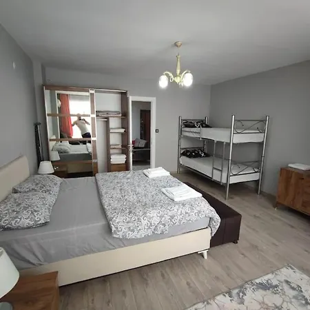 Apartment Muekemmel Konum.size Oezel Daire! *